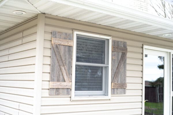 Set Of 2 Rustic Natural Weathered Grey Wood Window Shutters With Hanger - Image 6