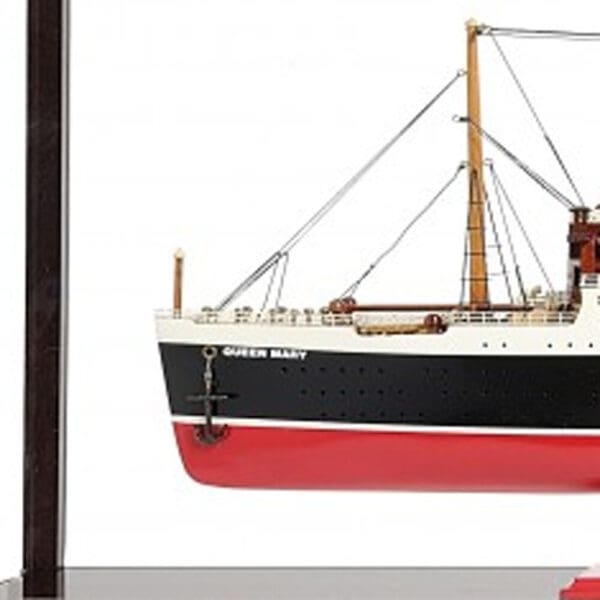 15" Black and Red RMS Queen Mary Large Display Case Hand Painted Decorative Boat with Case - Image 5