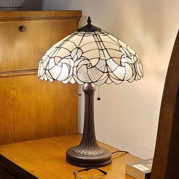 23" Stained Glass Two Light Vintage Antique Accent Table Lamp - Image 4