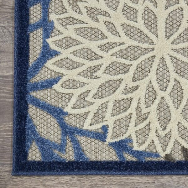 3' x 4' Blue & Gray Floral Indoor/Outdoor Area Rug - Image 3