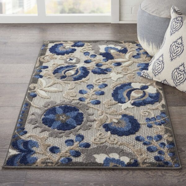 3' x 4' Blue & Gray Floral Indoor/Outdoor Area Rug - Image 5