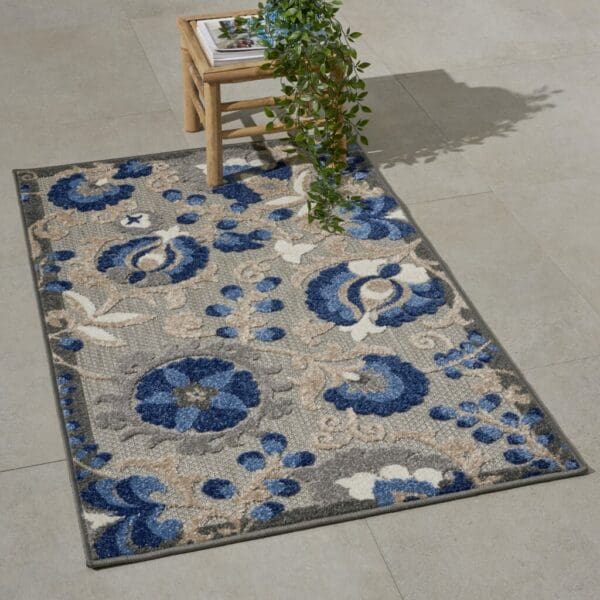 3' x 4' Blue & Gray Floral Indoor/Outdoor Area Rug - Image 7