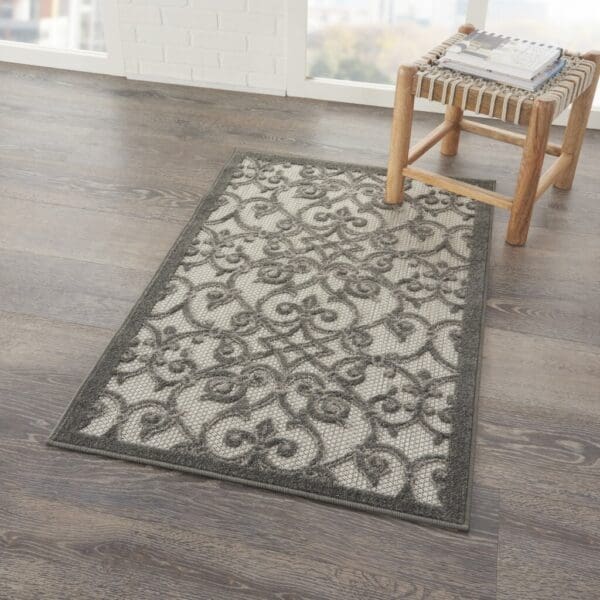 3' x 4' Gray Floral Indoor/Outdoor Area Rug - Image 7