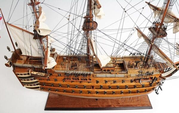 27" HMS Victory Hand-Painted Ship Model - Image 7