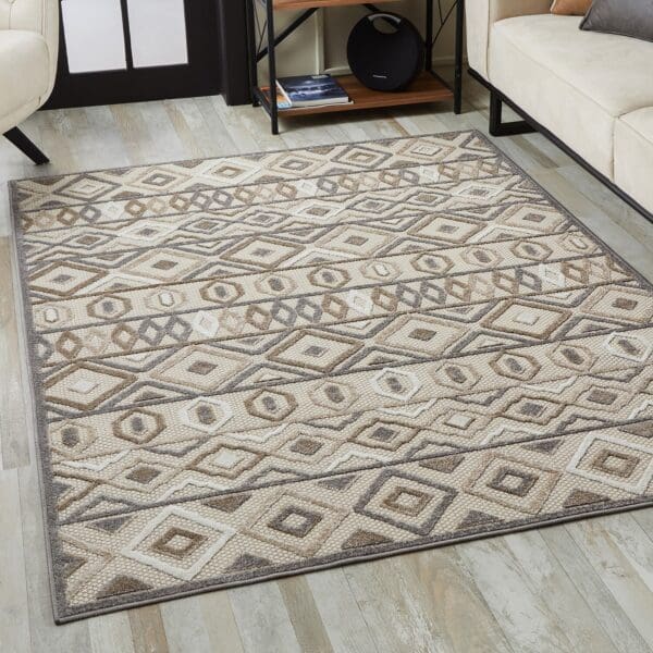 2' x 4' Southwestern Stain-Resistant Indoor/Outdoor Area Rug - Gray & Ivory - Image 7