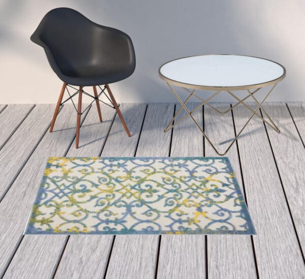 3' x 4' Ivory & Blue Damask Non Skid Indoor/Outdoor Area Rug - Image 3