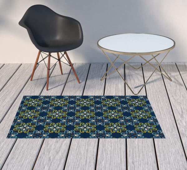 2' x 4' Stain-Resistant Indoor/Outdoor Area Rug - Blue & Green Floral - Image 3