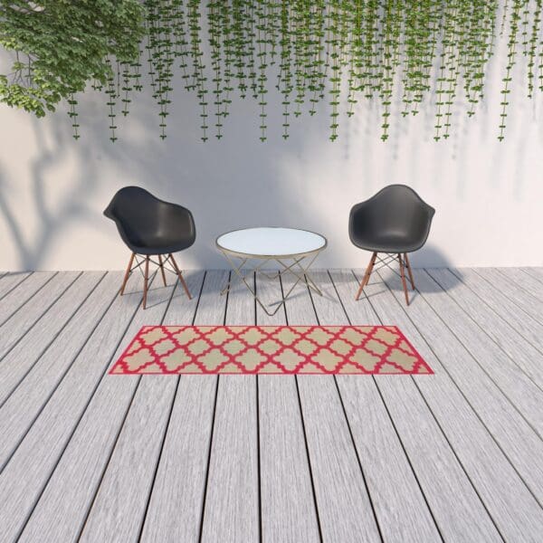 2' X 8' Red Geometric Stain Resistant Indoor Outdoor Area Rug - Image 3