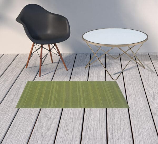 2' X 4' Green Stain Resistant Indoor Outdoor Area Rug - Image 3