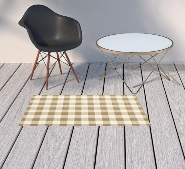 2' x 4' Geometric Stain-Resistant Indoor/Outdoor Area Rug - Gray & Ivory - Image 3