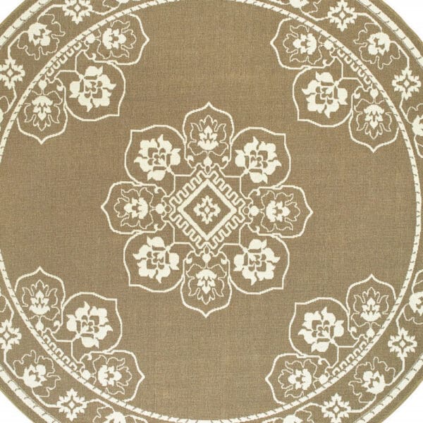 8' x 8' Round Oriental Stain-Resistant Indoor/Outdoor Area Rug - Tan - Image 4