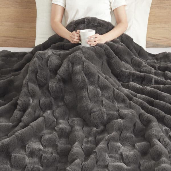 Faux Fur Throw - Image 2