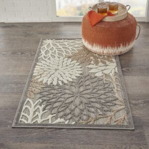 Claridge Minimalist Floral Indoor/Outdoor Area Rug – Gray/Ivory